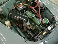 Motorraum PV 444.jpg